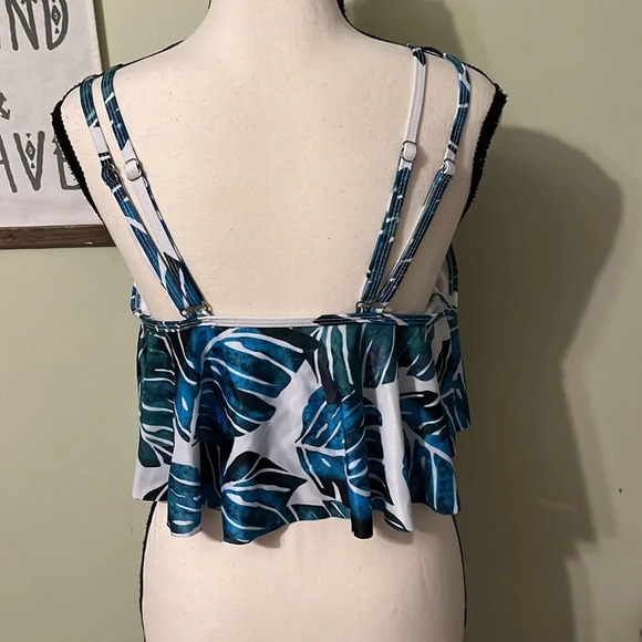 Tropical bikini flowy top - Picture 10 of 14